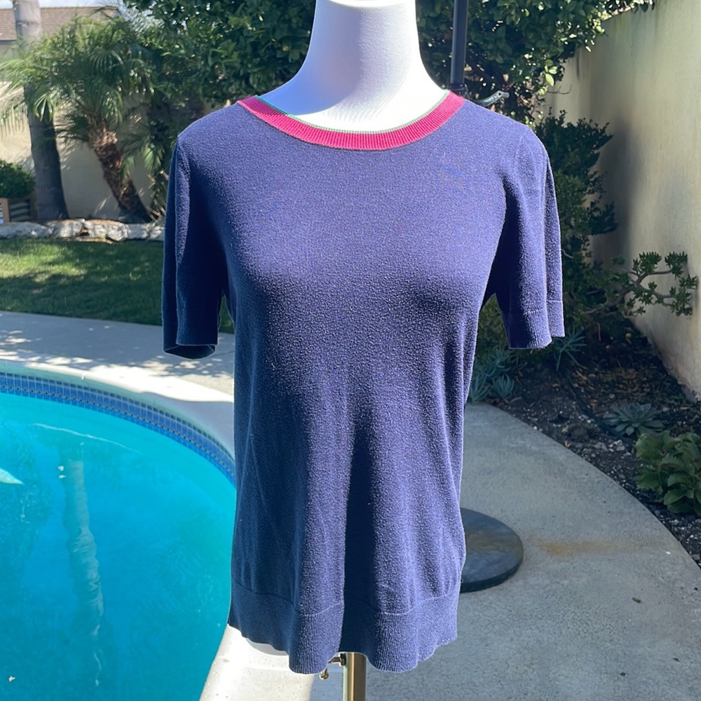 Navy pull over short sleeve sweater with neon pink and green trip | Small